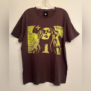 Insight graphic T-shirt featuring a pirate woman design.Surf/ skate brand size L